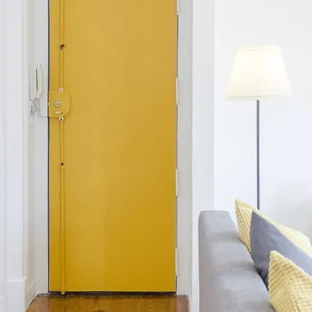 Cozy Apartment With Castel View Apartment Lisbon