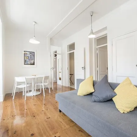 Apartment Cozy Apartment With Castel View Lisbon