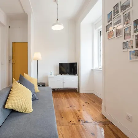 Cozy Apartment With Castel View Apartment Lisbon