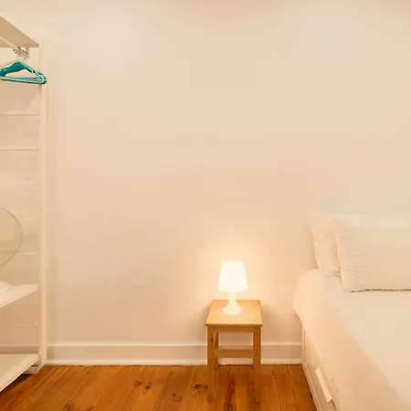 Cozy With Castel View