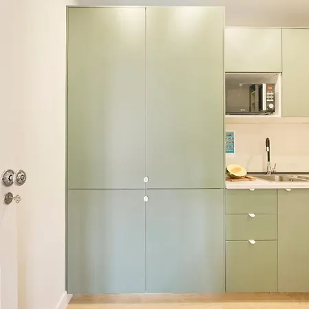 Cozy With Castel View شقة *