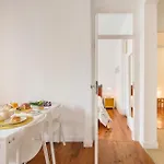 Apartamento Cozy With Castel View Lisboa