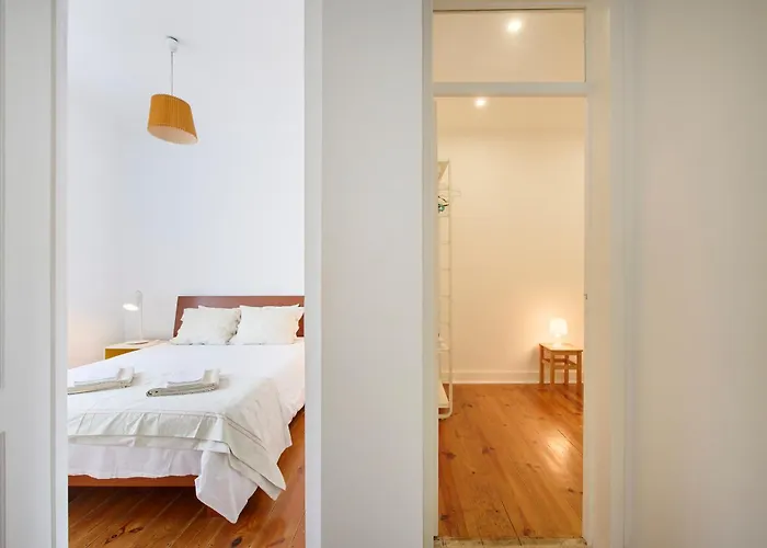 Cozy With Castel View *